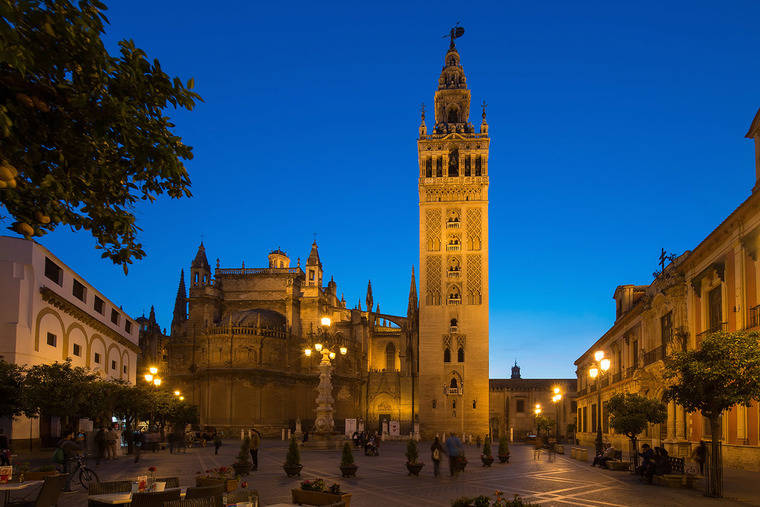 Viaja en el tiempo y vive la Antigua Híspalis en las calles de Sevilla