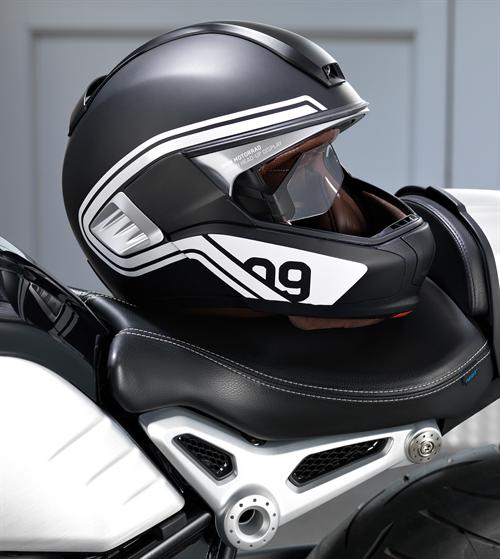 Nuevos conceptos de luz láser para motocicletas y casco con display