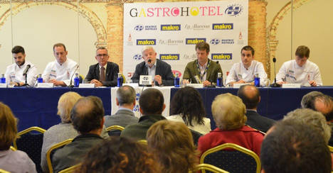 Conocidos Chefs debaten en Toledo sobre la influencia de la capitalidad en el turismo