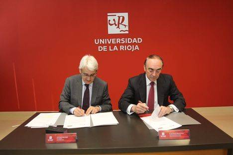 El español, las nuevas tecnologías y la formación, ejes del acuerdo entre la Universidad de La Rioja y Banco Santander