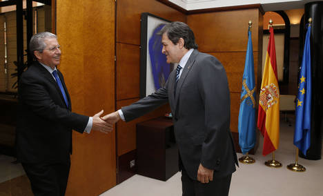 El presidente del Grupo CLH se reúne con el presidente del Principado de Asturias