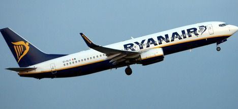 Los pilotos de Ryanair en Italia votan a favor del convenio colectivo