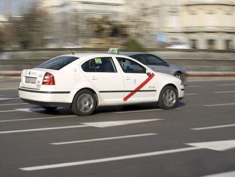 Los taxistas madrileños, sobre los cambios en las tarifas: “Son modificaciones positivas que dotarán de mayor transparencia al servicio que prestamos al ciudadano”