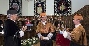 Antonio García Marcos, presidente de Teldat, investido Doctor Honoris Causa