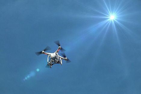 ENAIRE presenta su aplicación para volar drones de forma segura desde dispositivos móviles