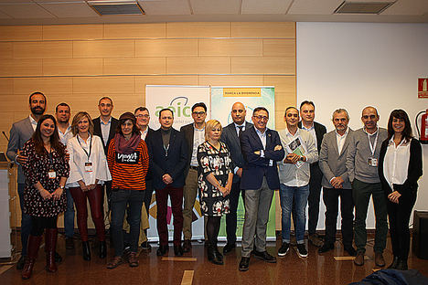 Los representantes de las entidades integradas en Cinntur, durante el acto de presentación que se ha celebrado en Valladolid, en el marco de la Feria Intur.