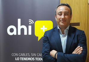 Alfonso Oliva, Director de Despliegues de fibra de la operadora AHÍ+
