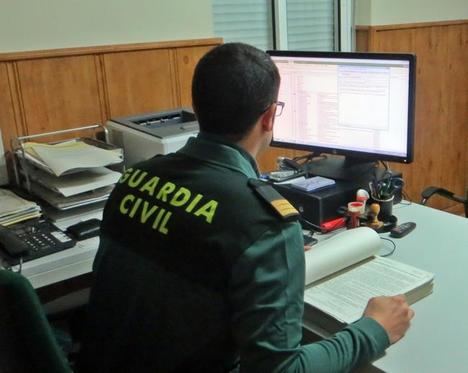 La Guardia Civil investigó al propietario de una agencia de viajes por estafar a medio centenar de pacenses