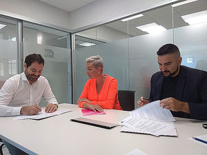 FIBRACAT firma un acuerdo de colaboración con la Asociación Catalana de Municipios