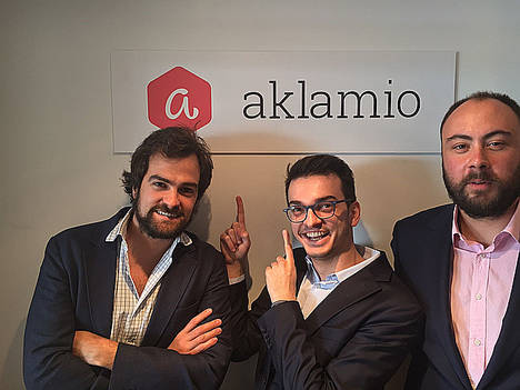 Iván Cabezuela, Country Manager de Aklamio España; Andreu Iglesias, Responsable de Cuentas de Aklamio España, y Bruno Bucher, Responsable de Clientes de Aklamio España.