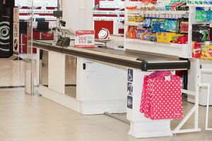 HMY colabora con Auchan Retail España en la instalación de cajas de pago accesibles