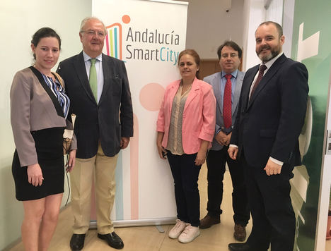 Andalucía Smart City muestra su modelo de innovación a informáticos cubanos
