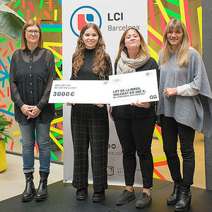 Anna Corsà recibe el Premio LCI Barcelona al Mejor Trabajo de Investigación de Bachillerato