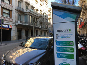 Barcelona es pionera en España en ofrecer un sistema de ayuda a la búsqueda de aparcamiento