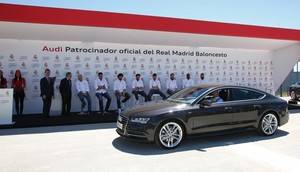 Los jugadores del Real Madrid de baloncesto reciben sus nuevos Audi