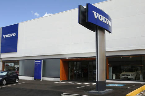 El concesionario oficial de Volvo en Salamanca, Automóviles BAZAGO, inaugura nuevas instalaciones