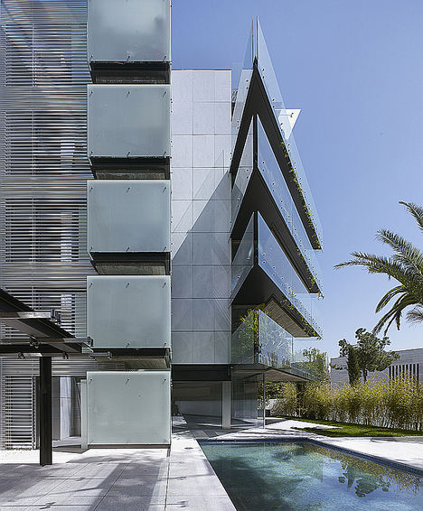 Bueso-Inchausti & Rein Arquitectos recibe el Premio al mejor proyecto de construcción residencial colectiva en los Premios NAN de Arquitectura 2018, por el proyecto Madroños 27