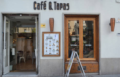 CaféTapas - Plaza Santa Ana 6.