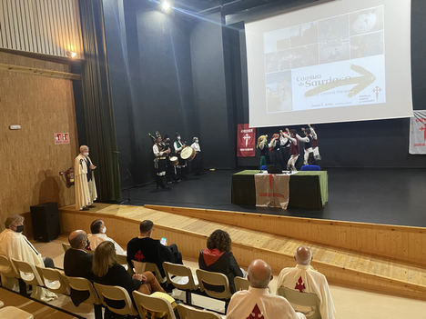 El Concello de Ordes acogió la Jornada de promoción del Camino Inglés, que organizó la Orden del Camino de Santiago dentro del Proyecto “Coñece os Camiños”