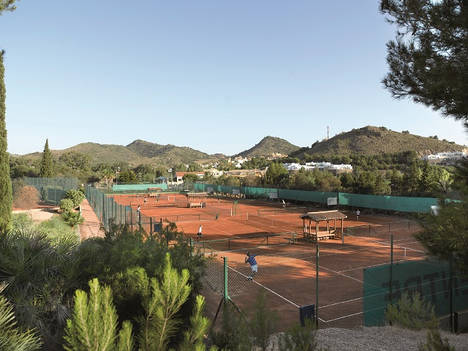 La Manga Club, reconocido como uno de los mejores complejos de tenis del mundo