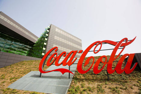 Coca Cola y ESIC apuestan por el desarrollo del e-Grocery con un programa de formación pionero en España