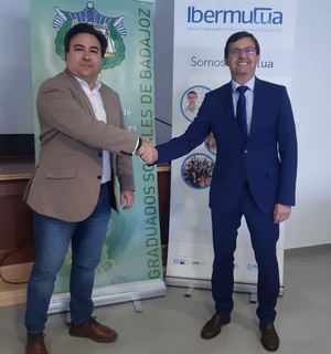 Ibermutua y el Colegio Oficial de Graduados Sociales de Badajoz firman un convenio de colaboración