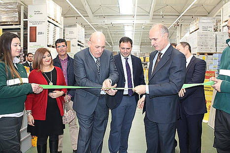 Leroy Merlin inaugura un nuevo espacio especializado en Construcción y Reformas en Granada