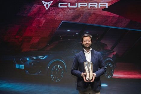 El CUPRA Formentor recibe los galardones ‘Mejor Coche del Año’ y ‘Mejor SUV Compacto’