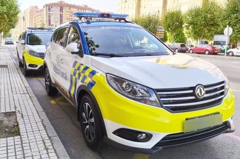 El DFSK 580 coche patrulla de la policía local de Burgos