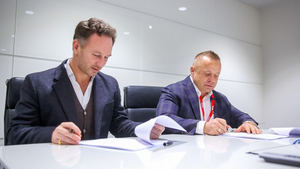 FuturoCoin se presenta como socio de Aston Martin Red Bull Racing en el primer patrocinio de criptomonedas de la historia de la F1