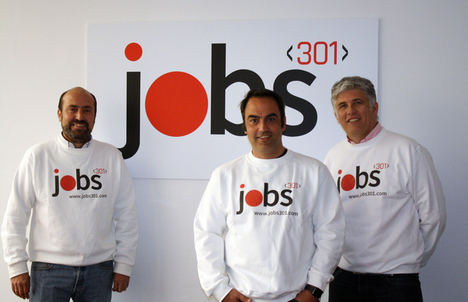 De izqda. a dcha.: Borja Henríquez de Luna, Jesús Luna Gómez y Guillermo Vallejo, fundadores de jobs301.