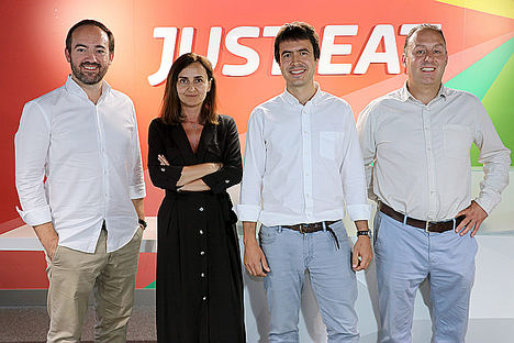 De izqda. a dcha.: Ramón Argelaguet, Luz Benítez, Patrik Bergareche y Antonio Gómez.