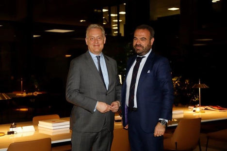 El Embajador del Reino Unido en España se reúne en Palma con el Vicepresidente Ejecutivo y Consejero Delegado de Meliá