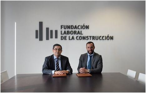 Enrique Corral, director general de la Fundación Laboral de la Construcción, y Miguel Ángel López, director general de Murprotec en España y Portugal.
