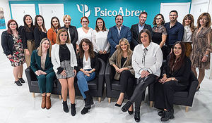 Psicólogos PsicoAbreu, líder en atención psicológica, inaugura en Málaga un gran gabinete innovador