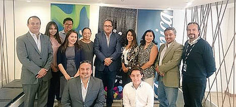 Equipo de GoRaymi,  CEO  de  Telefoncia  Ecuador, Yachay  e IBM y  responsables  de  aceleración del  Crowdworking  Yachay.