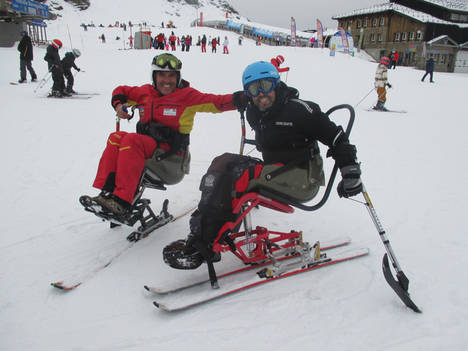 Arranca en Sierra Nevada la temporada de esquí alpino de la Fundación Deporte & Desafío