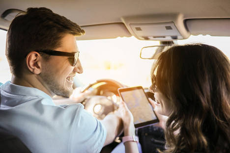 Europcar España lanza el servicio EasyonPAD, la tablet copiloto para estar conectado dentro y fuera del coche