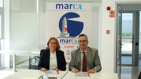 Eva Novoa, directora general de SOERMAR, y Juan Luis Sánchez, presidente del clúster MarCA (Archivo).
