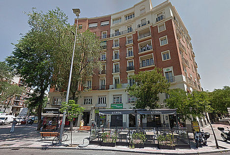 Fachada del edificio donde ambas compañías cuentan con oficinas en Madrid, en la Glorieta de Quevedo.