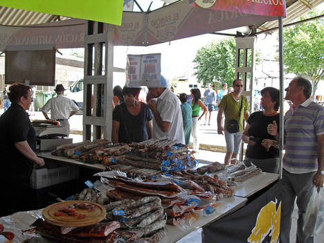 Feria de El Espino fiesta y tradición en la puerta del Valle de Ancares