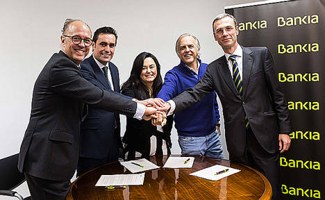 Bankia apoya a la Fundación Aladina para que 120 niños con cáncer participen en los campamentos de Paul Newman