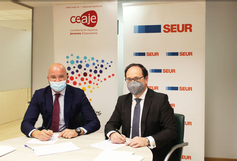 Fermín Albaladejo, presidente de CEAJE y David Sastre, director de clientes de SEUR.