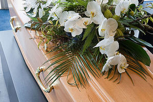 Cada vez se compran más ramos fúnebres online, según Floristería del Tanatorio