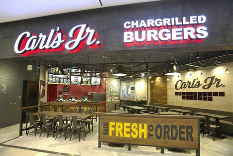 Beer&Food firma un acuerdo en exclusiva para traer las hamburguesas de Carl´s Jr. a España