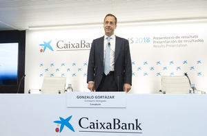 CaixaBank obtiene un beneficio de 1.298 millones y aumenta un 4,8% los recursos de clientes