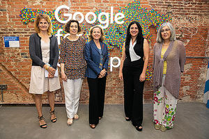 Google, Fundación Mujeres y Cibervoluntarios clausuran el proyecto Digitalizadas con la celebración del I Encuentro Nacional de Mujeres Digitalizadoras