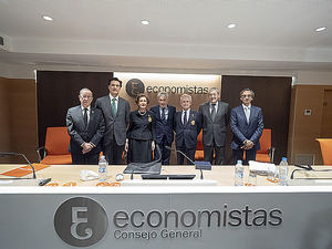 Los economistas, Antonio Argandoña y Josefa Fernández Arufe, premio Gran Cruz al Mérito en el Servicio de la Economía 2018 del Consejo General de Economistas