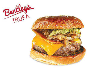 Bentley’s Burger, la cadena de hamburguesas que inventó el reto de kilo!