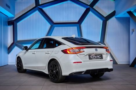 El nuevo Honda Civic e:HEV llegará a España en octubre